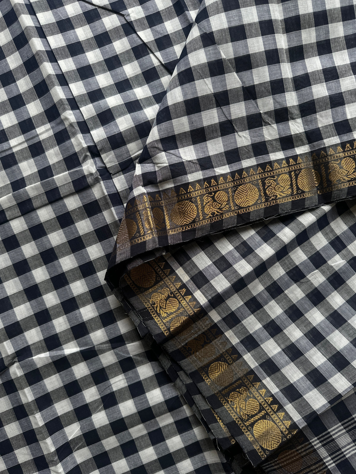 Timeless Checks Authentic Cotton Saree