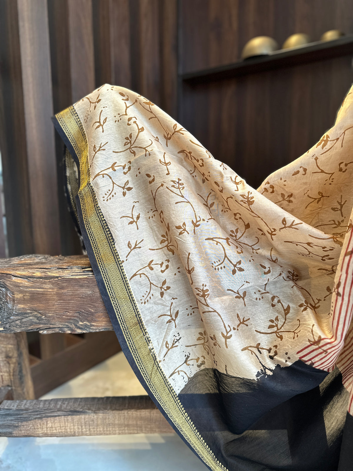 Half and Half Silk By Cotton Maheshwari Saree
