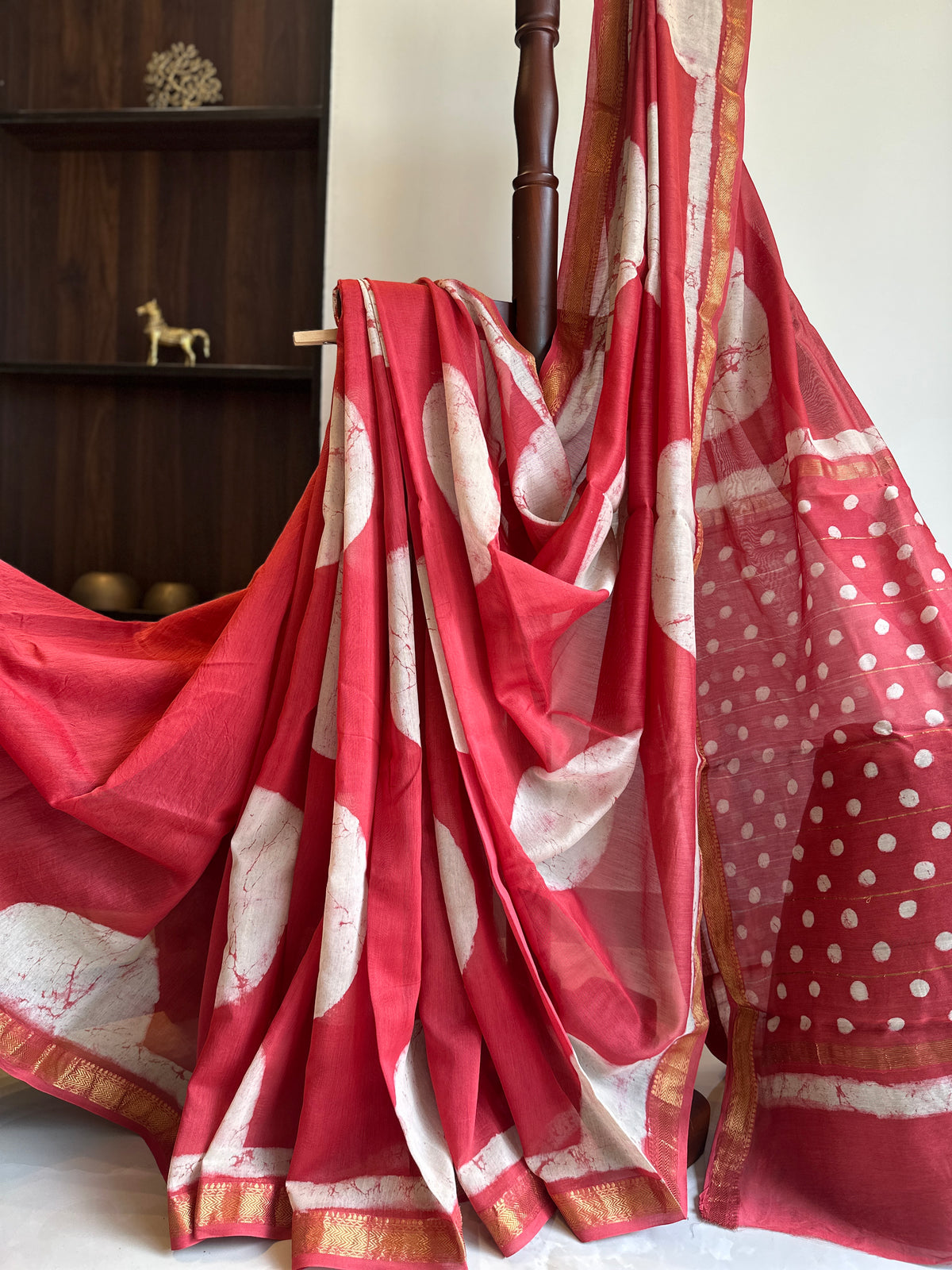 Oversized Strawberry Polka Silk By Cotton Maheshwari Silk Saree