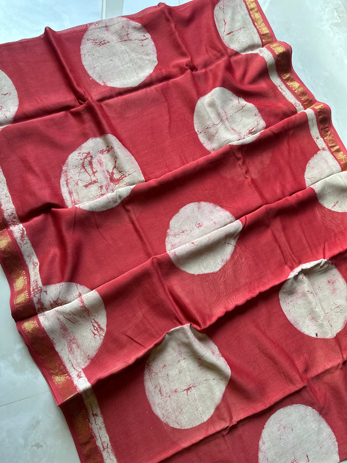 Oversized Strawberry Polka Silk By Cotton Maheshwari Silk Saree