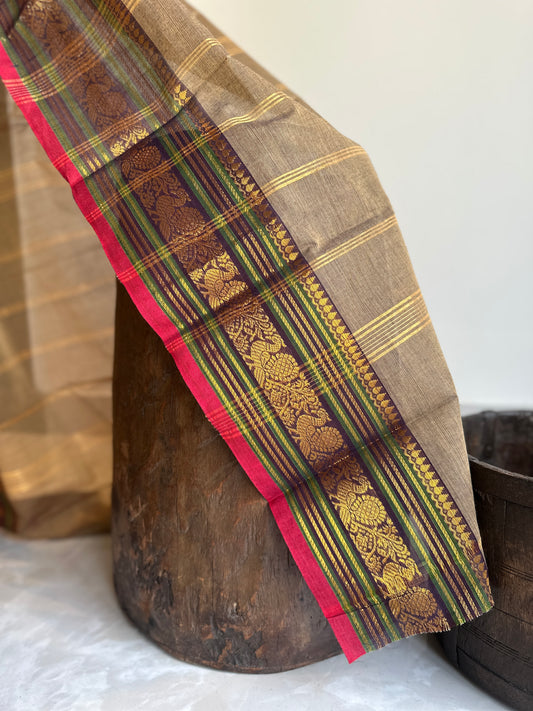 Kanchi Cotton Saree with beautiful zari border