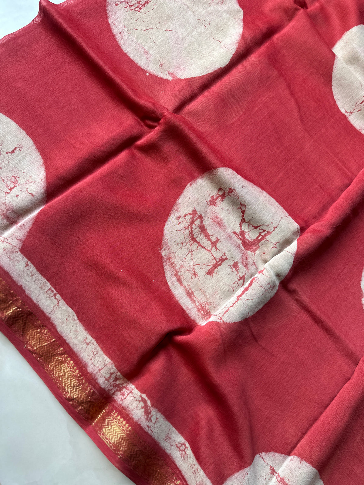 Oversized Strawberry Polka Silk By Cotton Maheshwari Silk Saree