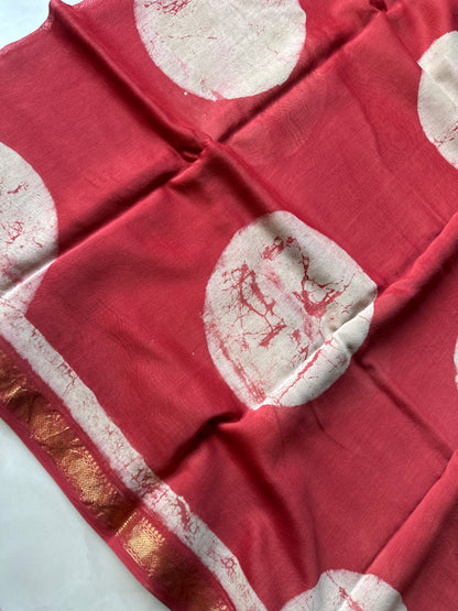 Oversized Strawberry Polka Silk By Cotton Maheshwari Silk Saree