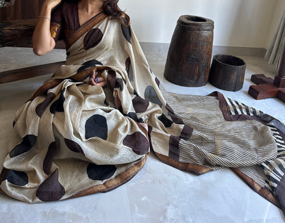 Brown Polka Dot Silk By Cotton Maheshwari Saree