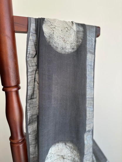 Moon wrinkles Linen saree