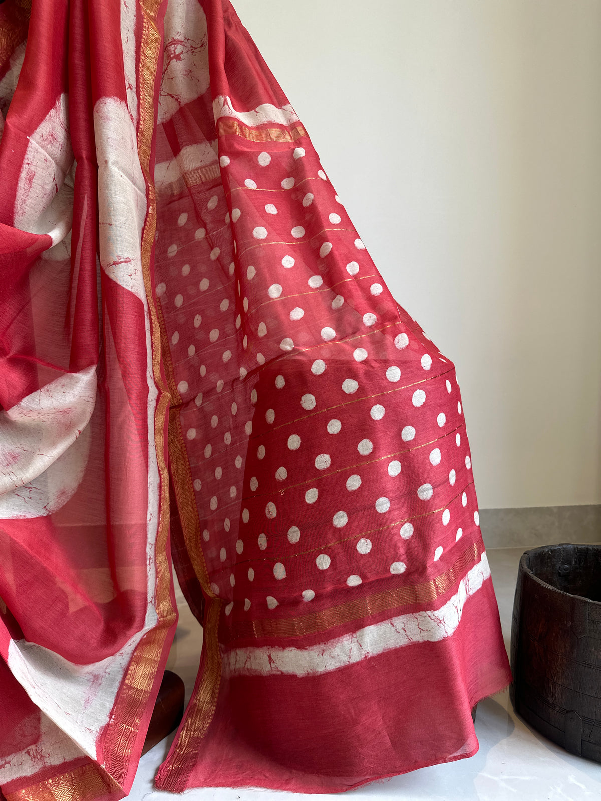 Oversized Strawberry Polka Silk By Cotton Maheshwari Silk Saree