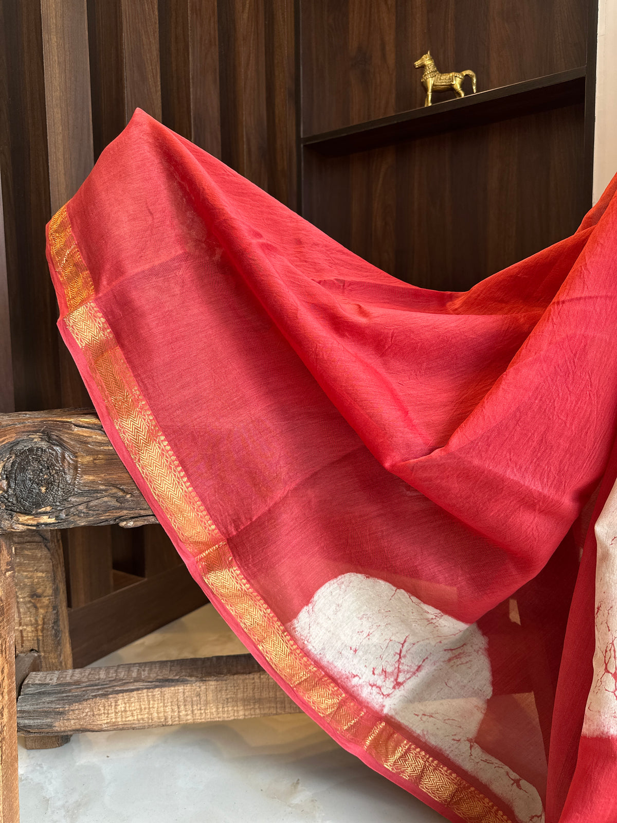 Oversized Strawberry Polka Silk By Cotton Maheshwari Silk Saree